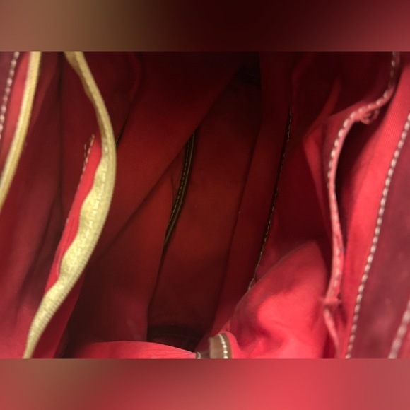 Upla Paris Red Leather Shoulder Bag - Picture 6 of 7